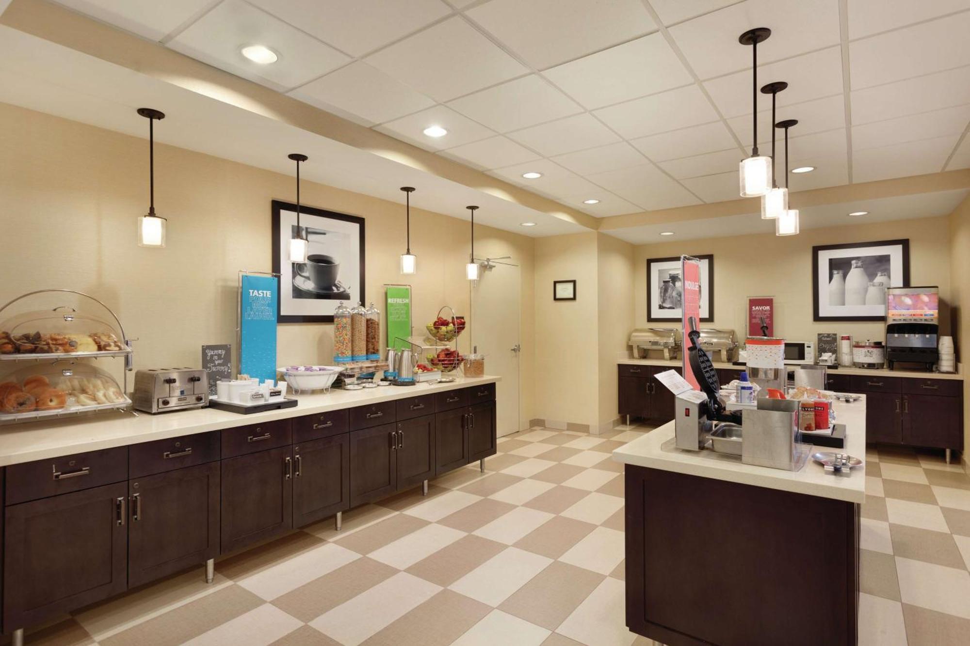 Hampton & Philadelphia Montgomeryville Hotel